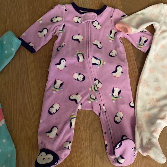 Carters micro fleece footie pajama one piece 3M - Picture 4 of 10